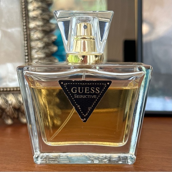 GUESS Seduction - Picture 2 of 8